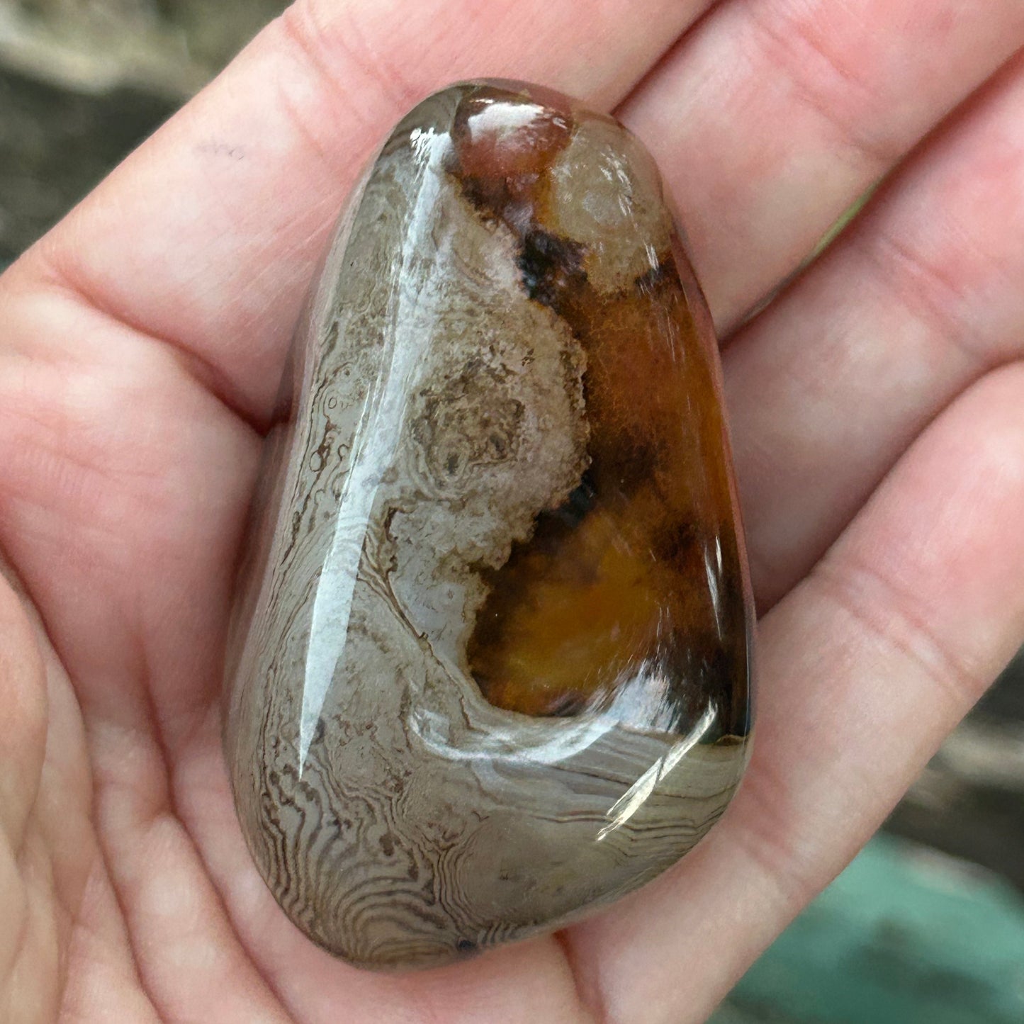 Sardonyx “Silk Agate” Palm Stone