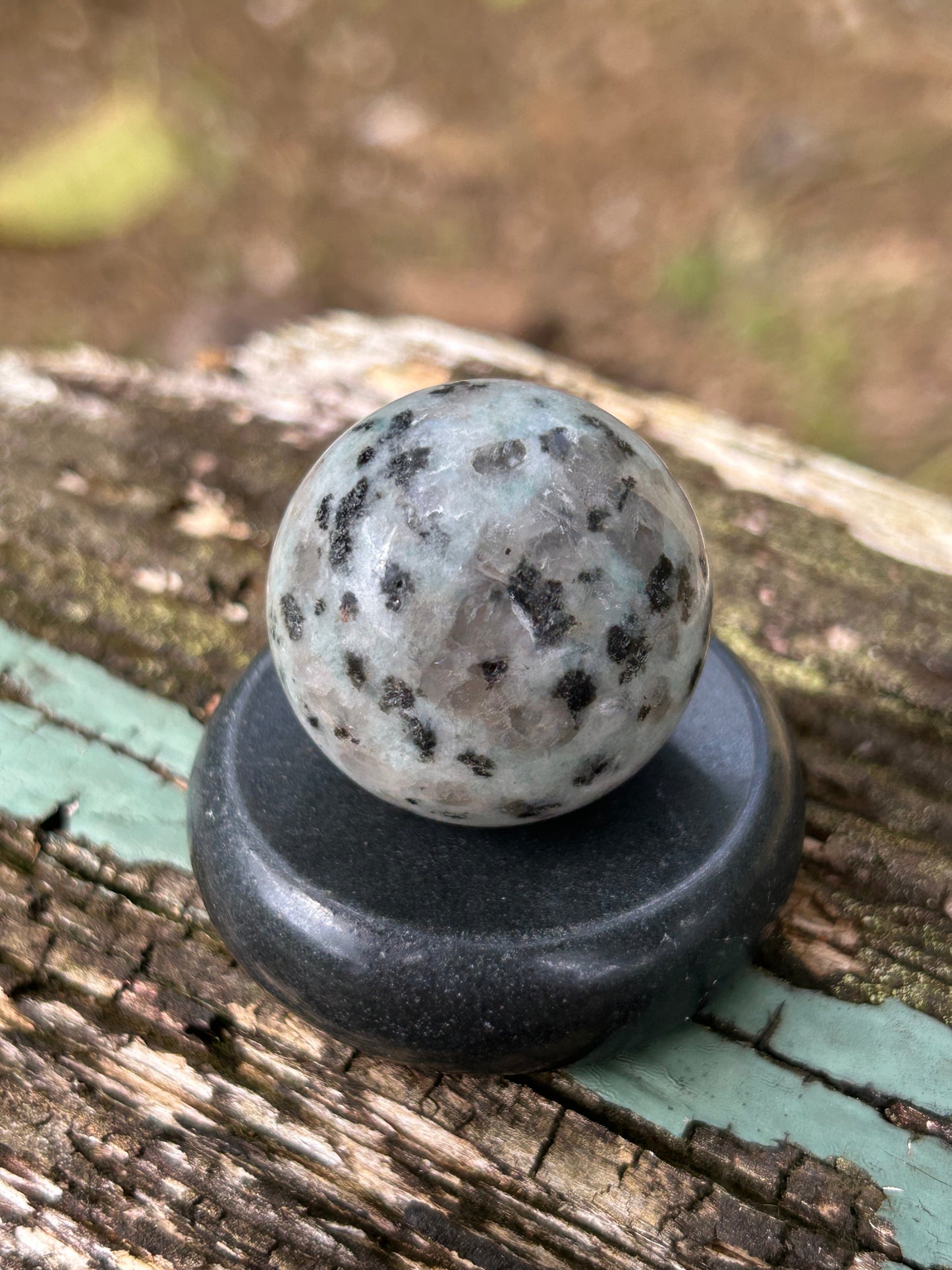 Kiwi Jasper Sphere